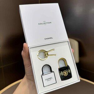 GWP CH@NEL NOVELTY LA COLLECTION KEY AND LOCK